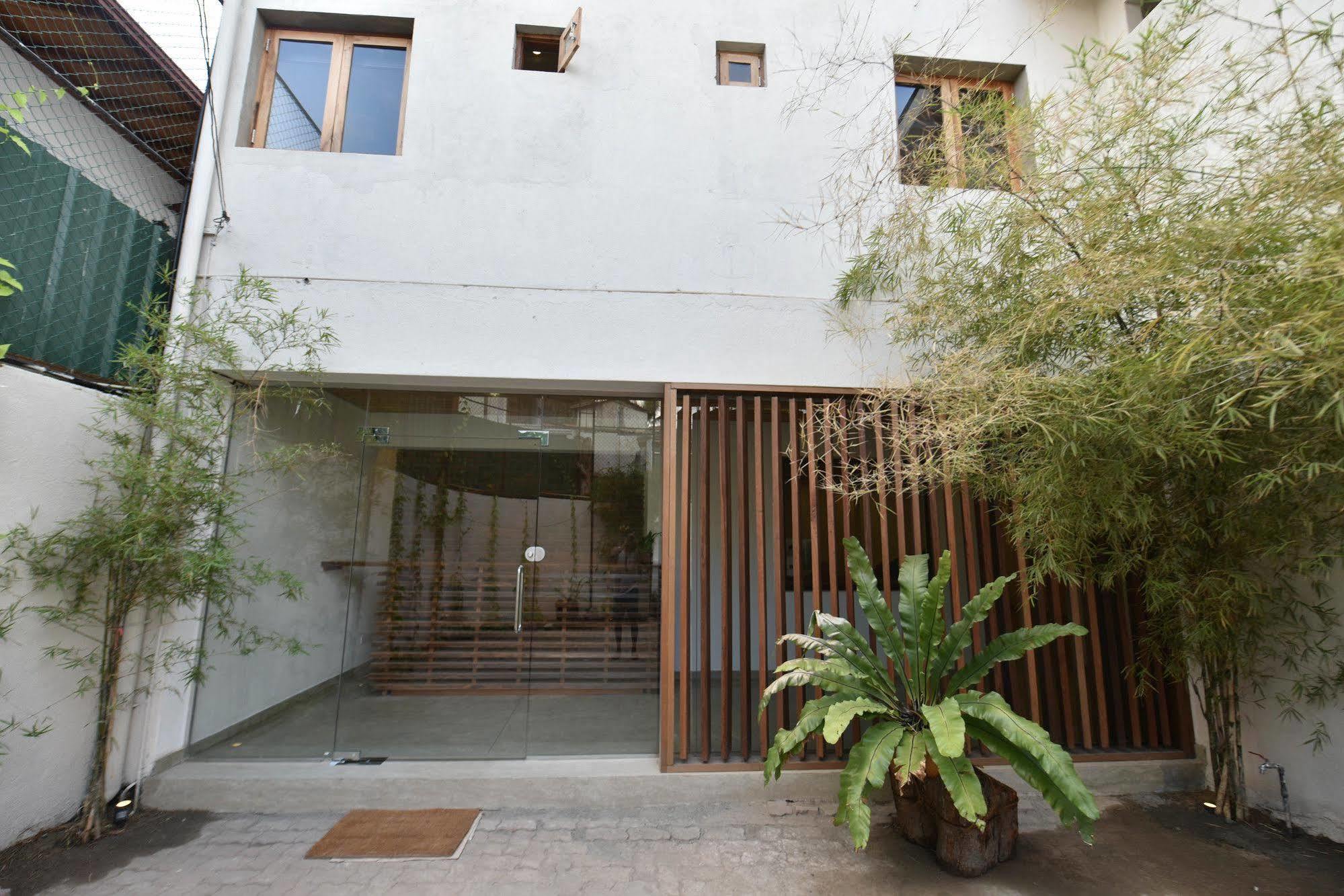 Moss Bnb Kolombo Bagian luar foto