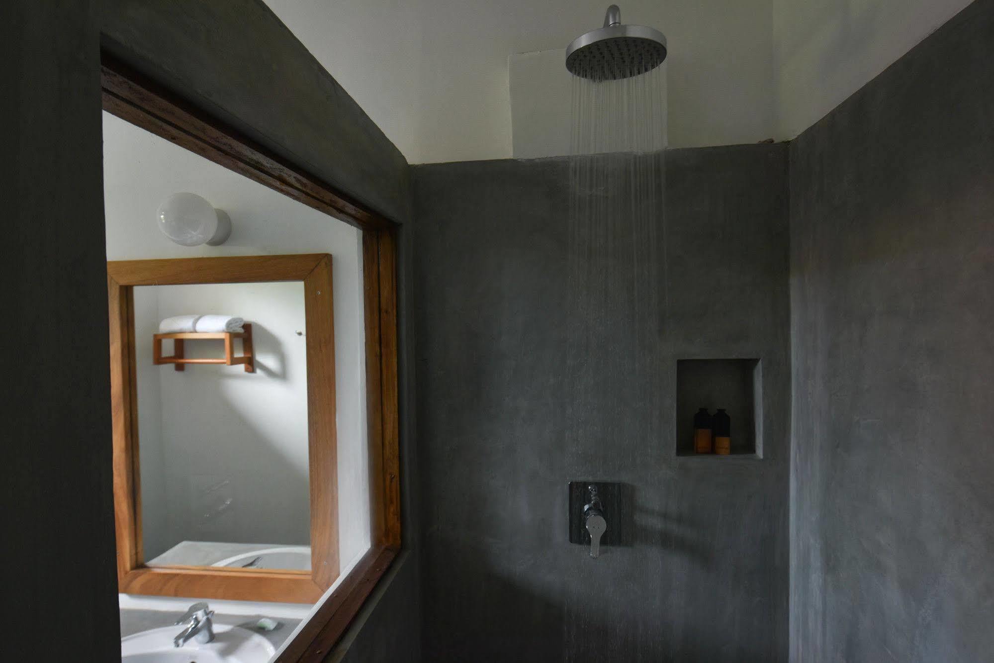 Moss Bnb Kolombo Bagian luar foto