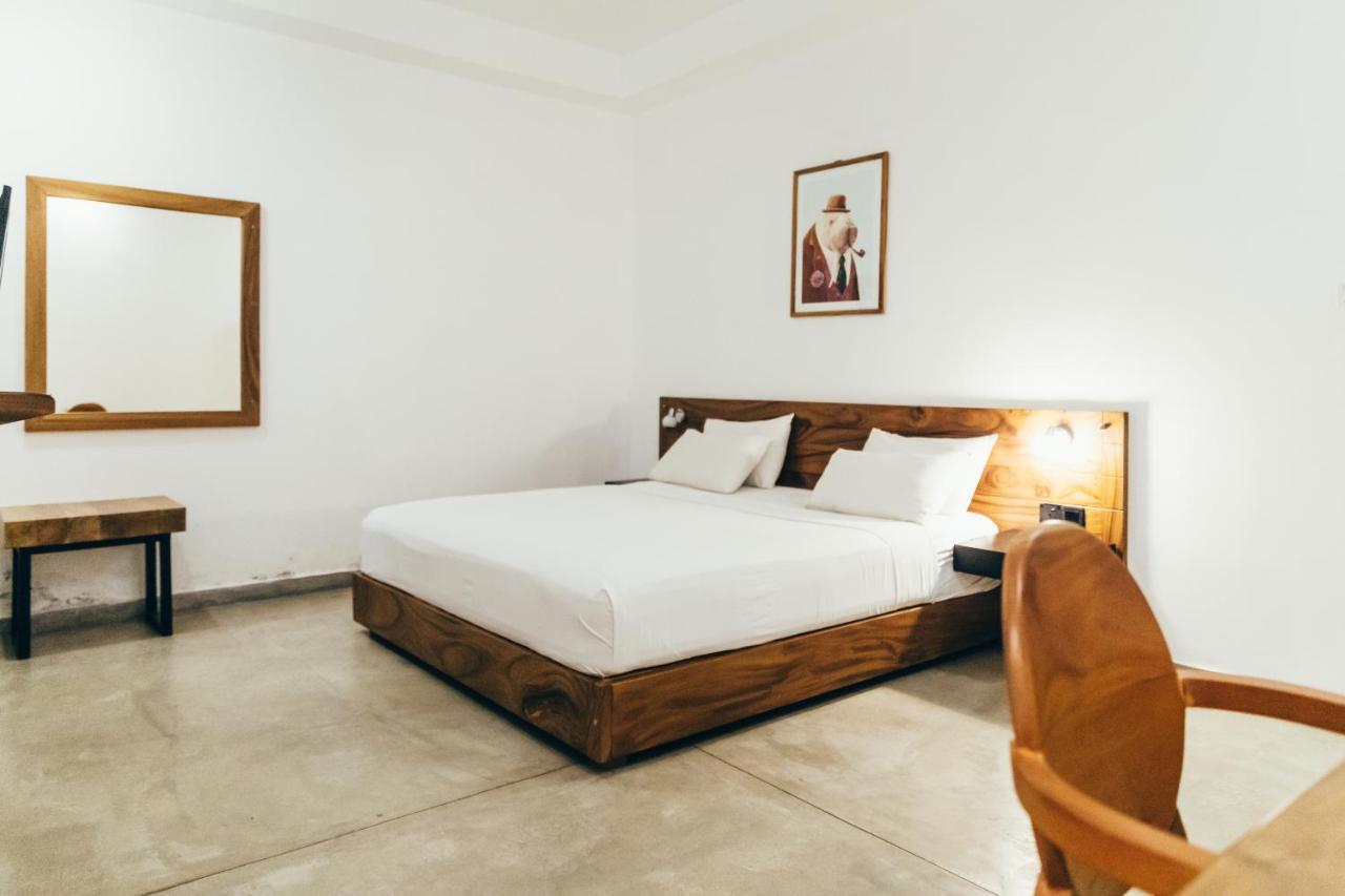 Moss Bnb Kolombo Bagian luar foto